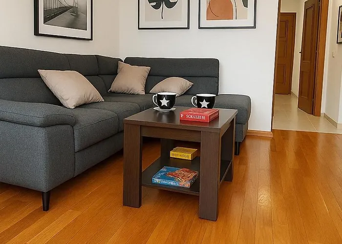 Apartment Luce - Pool & Bbq - Near Sibenik アパート シベニク