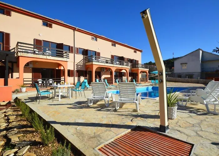 Apartment Luce - Pool & Bbq - Near Sibenik